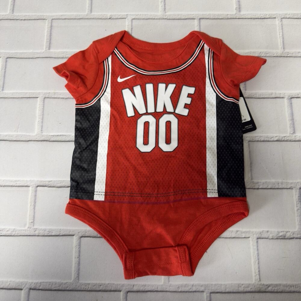 Nike Infant Bodysuit 6 Months Red Black Jersey Style Sporty Graphic One-Piece